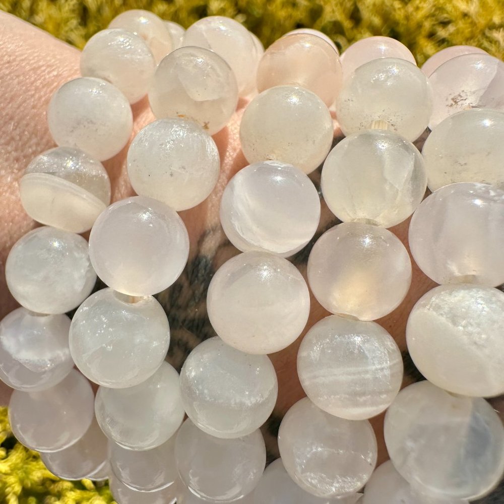 10mm Pink Mangano Calcite Beaded Bracelet - *UV Reactive* - Picture 8 of 10